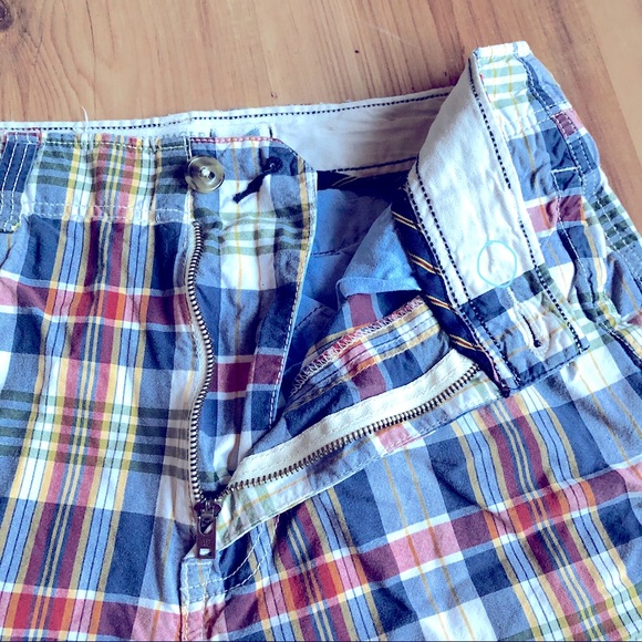 American Eagle Distressed Plaid Shorts Blue Size 32 Men’s - Picture 9 of 15